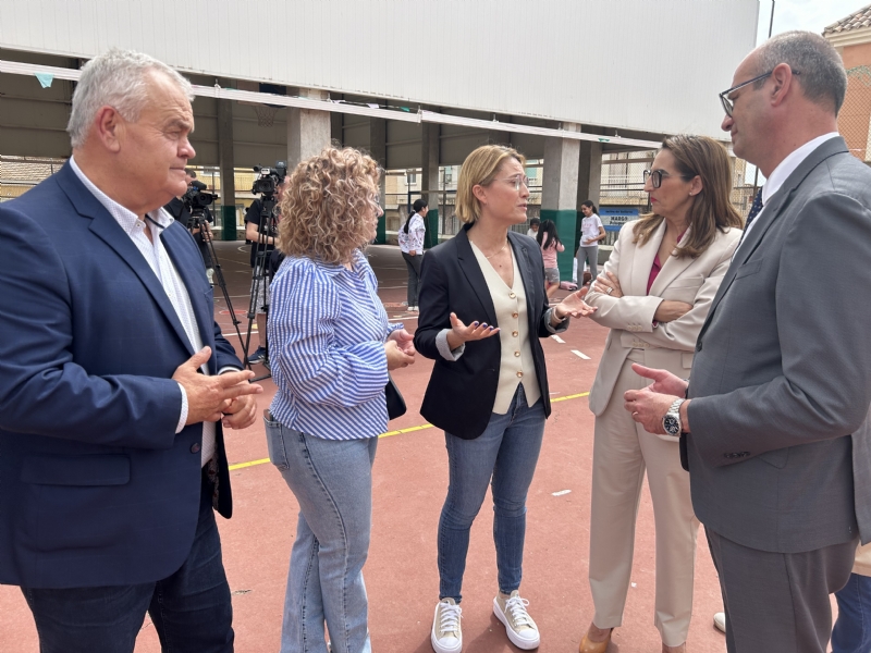  La Consejería de Educación acometerá este verano las obras para la mejora del aislamiento térmico de la cubierta del colegio Santa Eulalia, con una inversión de 120.000 euros