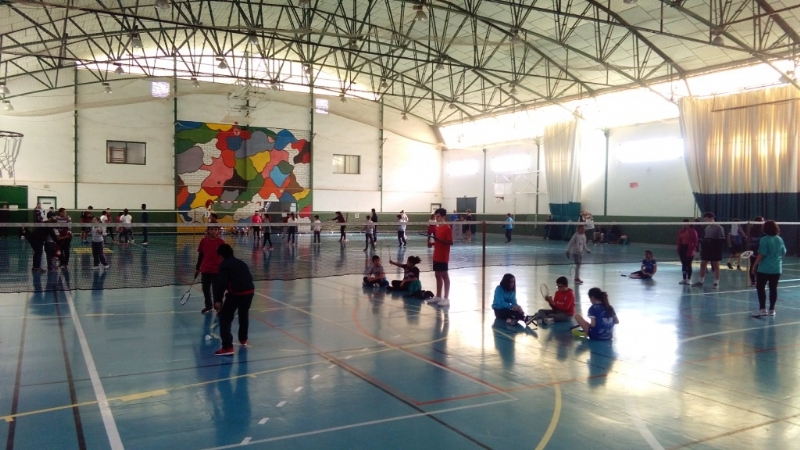 La Concejalía de Deportes organizó la Fase Local de Bádminton de Deporte Escolar, donde participaron 55 escolares de los diferentes centros de enseñanza
