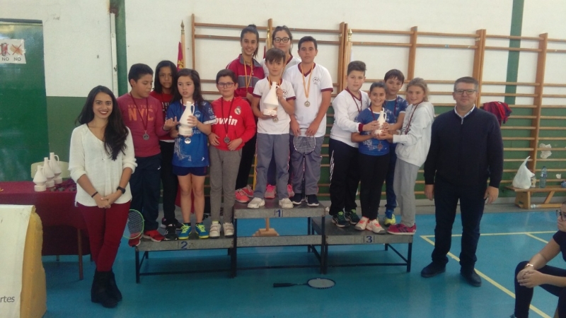La Concejala de Deportes organiz la Fase Local de Bdminton de Deporte Escolar, donde participaron 55 escolares de los diferentes centros de enseanza