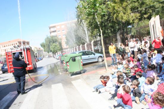 ALUMNOS DE LA ESCUELA INFANTIL 