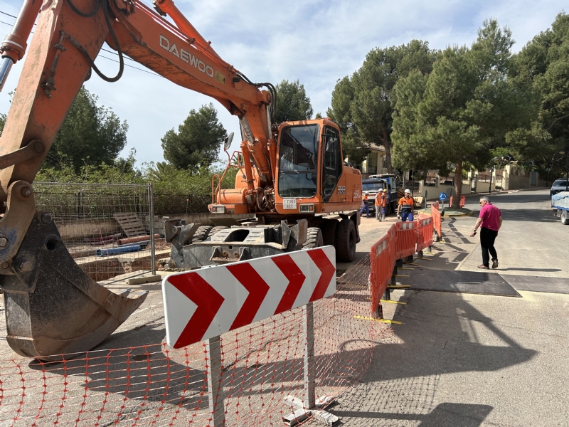 Maana martes se cortar el servicio de suministro de agua potable durante toda la maana en la urbanizacin La Charca por las obras de conexin de la nueva red de distribucin