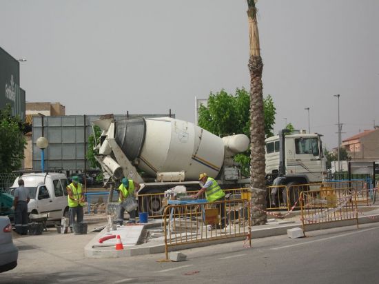 EL CONCEJAL DE OBRAS E INFRAESTRUCTURAS MUNICIPALES ASEGURA QUE LAS OBRAS DE TRATAMIENTO INTEGRAL PARA EL ACONDICIONAMIENTO Y REFORMA DE LA TRAVES�A DE LA N-340 ESTAR�N CONCLUIDAS A LO LARGO DE SEPTIEMBRE