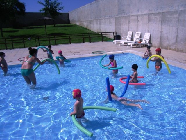 La Concejala de Deportes informa que maana 17 de junio comienza la temporada de las piscinas en el Complejo Deportivo Guadalentn, en la pedana de El Paretn