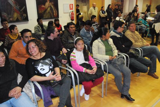 MÁS DE 500 PERSONAS SE BENEFICIAN DE LAS ACCIONES FORMATIVAS ORGANIZADAS POR LA CONCEJALÍAS DE BIENESTAR SOCIAL Y PARTICIPACIÓN CIUDADANA DURANTE EL 2010