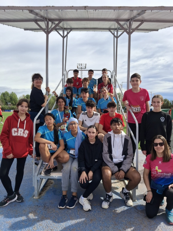 El equipo Juvenil Femenino del IES Juan de la Cierva se proclama campe&oacute;n regional de Campo a Trav&eacute;s de Deporte Escolar