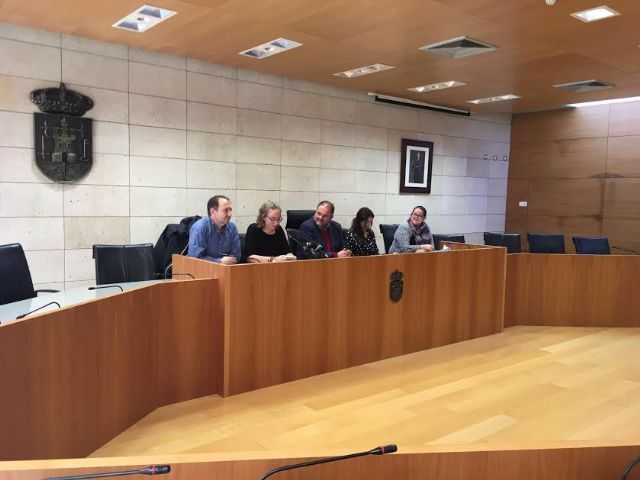 Dos jvenes europeas finalizan sus prcticas formativas en el Ayuntamiento de Totana en el marco del programa 
