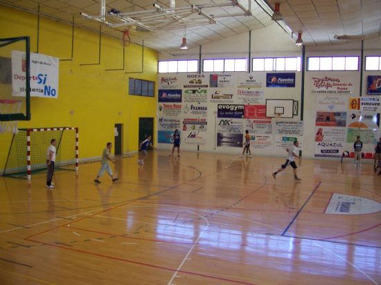 EL PABELLN MUNICIPAL DE DEPORTES ACOGE UNA CONVIVENCIA DE REINSERCIN SOCIAL ENTRE USUARIOS DEL CENTRO DE DA HELIOTROPOS Y RECLUSOS DEL CENTRO PENITENCIARIO QUE SE ENCUENTRAN EN TERCER GRADO
