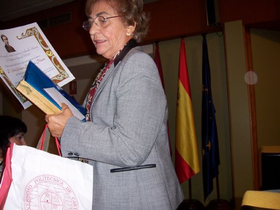 EL POETA TOTANERO FRANCISCO BARCEL RECIBE EL PREMIO AL MEJOR SONETO EN EL IX CONCURSO PROVINCIAL DE POESA CUADERNOS MONROY, CELEBRADO EN LA ASAMBLEA REGIONAL