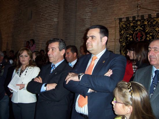 AUTORIDADES MUNICIPALES ASISTEN AL ENCUENTRO DE BANDAS DE CORNETAS Y TAMBORES,  CELEBRADO EN LA PLAZA DE LA CONSTITUCIN, CON MOTIVO DEL DA DE LA MSICA NAZARENA