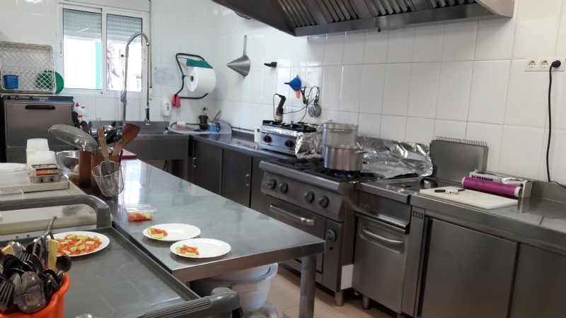 Prorrogan la gestin del servicio de cocina-comedor en la Escuela Infantil Clara Campoamor para el curso 2019/2020