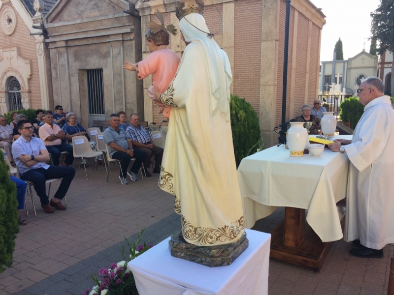 Autoridades municipales asisten a la tradicional misa de la patrona del Cementerio Municipal Nuestra Seora del Carmen