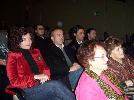 CULTURA  PRESENTA EL VII PREMIO DE INVESTIGACIN HISTRICA ALPORCHN, CON LA PUBLICACIN DEL LIBRO EDITADO POR EL AYUNTAMIENTO LA MEMORIA URBANA. ESTUDIO DE APROXIMACIN A LA EVOLUCIN DE LA CIUDAD DE TOTANA EN EL PERODO 1950-1980, DE ANTONIO CAMPOS 