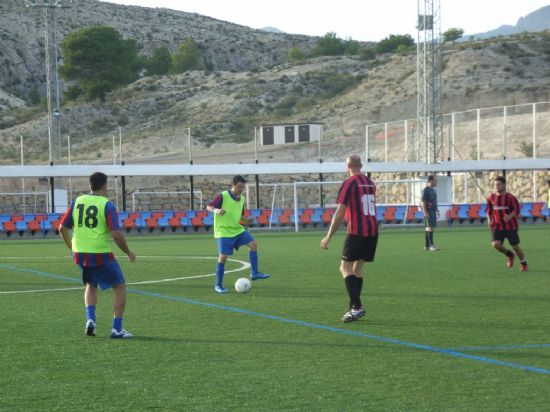 LA OCTAVA JORNADA DE LA LIGA DE FÚTBOL AFICIONADO "JUEGA LIMPIO" NO DEPARA SORPRESAS, DESTACANDO LAS GOLEADAS PROTAGONIZADAS POR "MUEBLES MONDRIÁN", "CÉSER SÁNCHEZ LOS CACHORROS" Y "LOS PACHUCHOS"