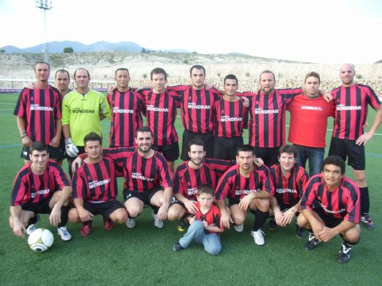 LA OCTAVA JORNADA DE LA LIGA DE FÚTBOL AFICIONADO "JUEGA LIMPIO" NO DEPARA SORPRESAS, DESTACANDO LAS GOLEADAS PROTAGONIZADAS POR "MUEBLES MONDRIÁN", "CÉSER SÁNCHEZ LOS CACHORROS" Y "LOS PACHUCHOS"