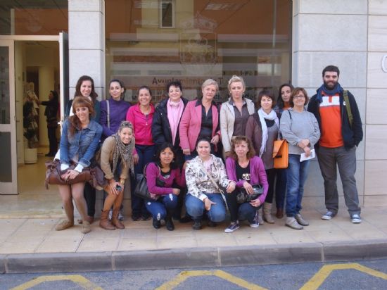 CONCLUYE CON ÉXITO LA PARTE TEÓRICA DEL CURSO DE ATENCIÓN A LA INFANCIA ORGANIZADO POR LA CONCEJALÍA DE ATENCIÓN SOCIAL, PARTICIPACIÓN CIUDADANA, CUYO ALUMNADO COMIENZA LAS PRÁCTICAS EN LAS ESCUELAS INFANTILES MUNICIPALES