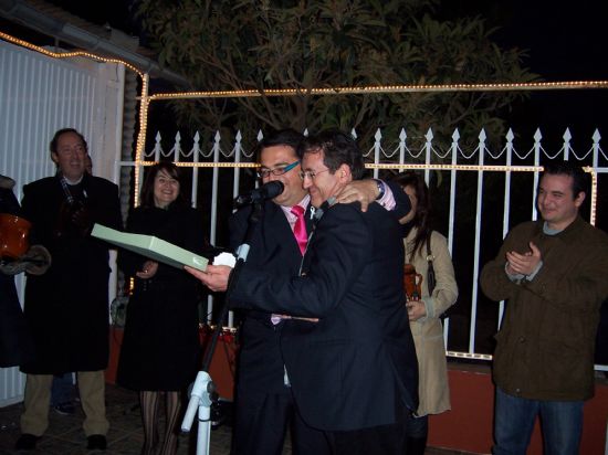 LAS AUTORIDADES LOCALES INAUGURAN EL TRADICIONAL BELN DE LA VENTA DE LOS PINOS, QUE CONT CON LA NOVEDAD DE UN NACIMIENTO VIVIENTE, ANTE LA ACTUACIN DEL GRUPO LOS CHARRASQUEADOS