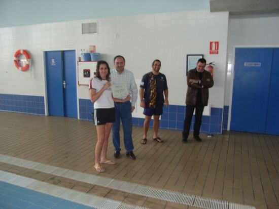 EL SEMINARIO DE LOS CUATRO ESTILOS DE NATACIN, ORGANIZADO POR LA CONCEJALA DE DEPORTES DURANTE ESTE FIN DE SEMANA, HA CONTADO CON UNA VEINTENA DE ALUMNOS PROCEDENTES DE ALHAMA, LIBRILLA Y TOTANA