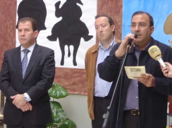 ALCALDE Y CONCEJAL DE EDUCACIN INAUGURAN LA SEMANA CULTURAL DEL C.P. 