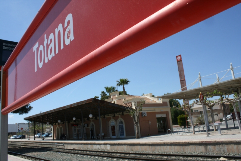 Adif expropiar 394 propiedades en Totana para la construccin del AVE Murcia-Almera, el municipio donde ms fincas se concentran en el tramo ferroviario entre Sangonera-Lorca (proyecto adjunto)