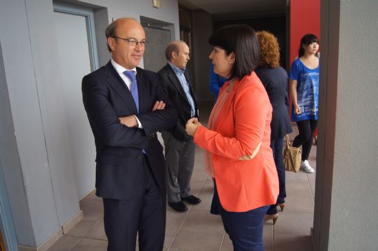 EL COLEGIO "REINA SOFÍA" DESARROLLA SENDOS PROYECTOS DE INNOVACIÓN PEDAGÓGICA QUE PERMITE A LOS ALUMNOS DESARROLLAR HABILIDADES EMPRENDEDORAS Y DE ACERCAMIENTO AL MUNDO DE LA PROMOCIÓN E INNOVACIÓN EMPRESARIAL