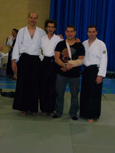 LA CONCEJALÍA DE DEPORTES Y EL CLUB DE AIKIDO CLAUSURAN LA TEMPORADA 2012/13 CON LOS EXÁMENES ASPIRANTES A CINTURÓN NEGRO PRIMER DAN