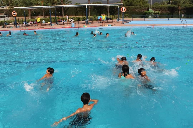 Más de 10.500 usuarios han utilizado las piscinas municipales de Totana durante este pasado verano
