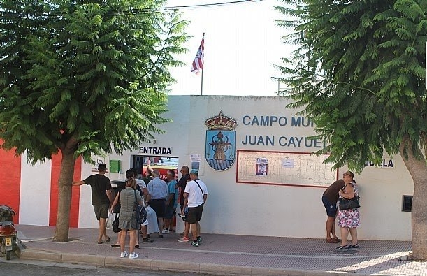 Se acuerda suscribir un convenio de colaboracin con el Club Olmpico de Totana para la utilizacin del campo municipal Juan Cayuela