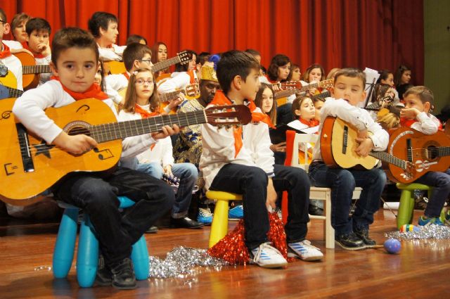 xito del Concierto del Grupo musical de Ana en el Centro Sociocultural La Crcel dentro del programa de actos musicales de Navidad y Reyes