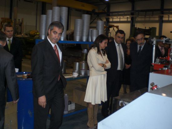 LA CONSEJERA DE EMPRESA, ECONOMA E INNOVACIN INAUGURA JUNTO A AUTORIDADES LOCALES LAS NUEVAS INSTALACIONES DE LA EMPRESA TOTANERA TINTAS MARTNEZ AYALA EN EL 75 ANIVERSARIO DE SU FUNDACIN