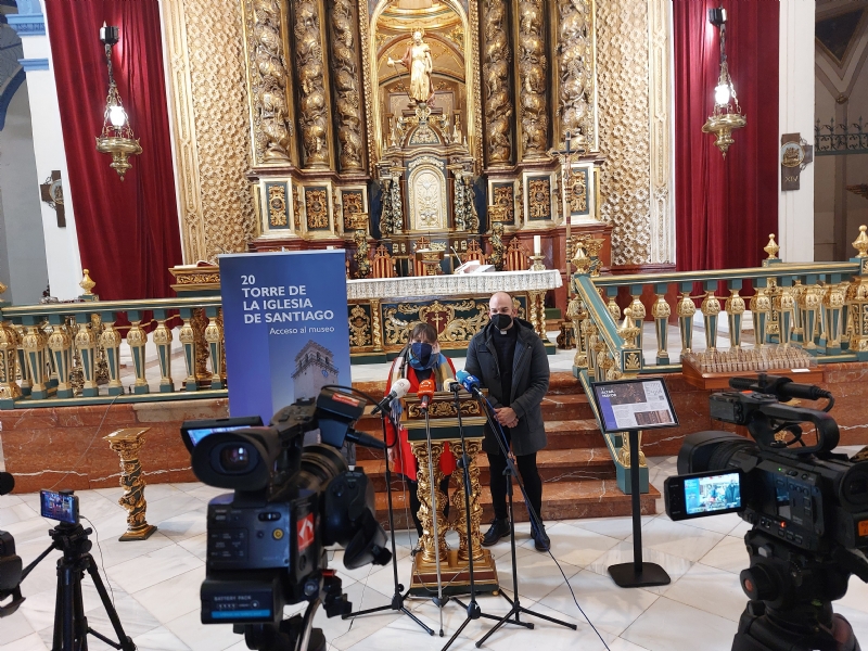 Los visitantes podrn conocer el patrimonio histrico y artstico de la parroquia de Santiago El Mayor con la ayuda de audioguas