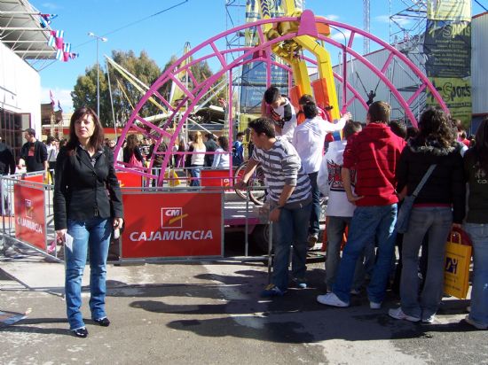 LA CONCEJAL DE FOMENTO Y EMPLEO ASISTE  A LA INAUGURACIN DE LA IX EDICIN DEL SALN DE ESTUDIANTE, QUE SE CELEBRA EN LORCA DEL 20 AL 22 DE FEBRERO, Y VISITA LOS EXPOSITORES DE LOS INSTITUTOS JUAN DE LA CIERVA Y PRADO MAYOR
