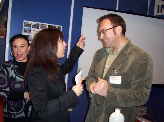 LA CONCEJAL DE FOMENTO Y EMPLEO ASISTE  A LA INAUGURACIN DE LA IX EDICIN DEL SALN DE ESTUDIANTE, QUE SE CELEBRA EN LORCA DEL 20 AL 22 DE FEBRERO, Y VISITA LOS EXPOSITORES DE LOS INSTITUTOS JUAN DE LA CIERVA Y PRADO MAYOR