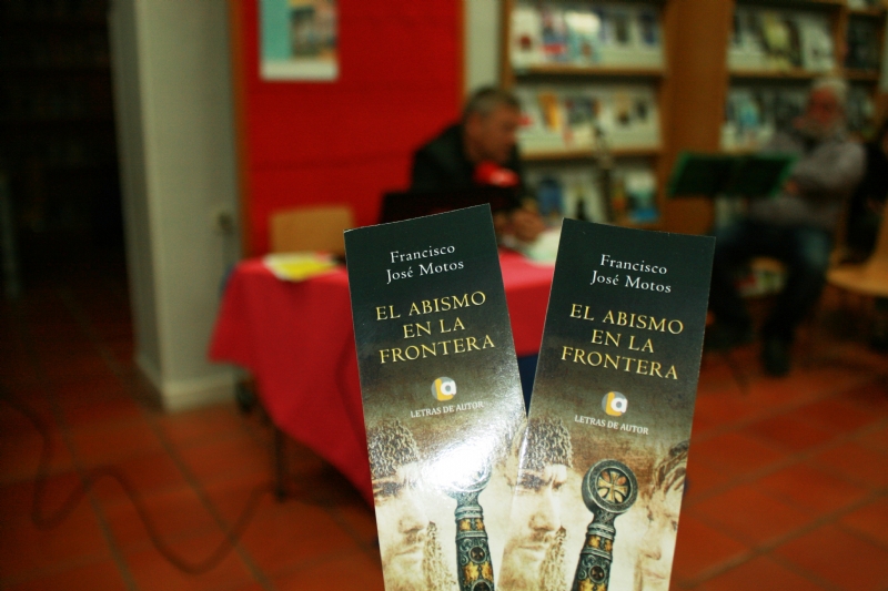 El escritor loquino Francisco Jos Motos presenta su nueva novela histrica El abismo en la frontera en Totana, dentro de las actividades programadas con motivo del Da del Libro