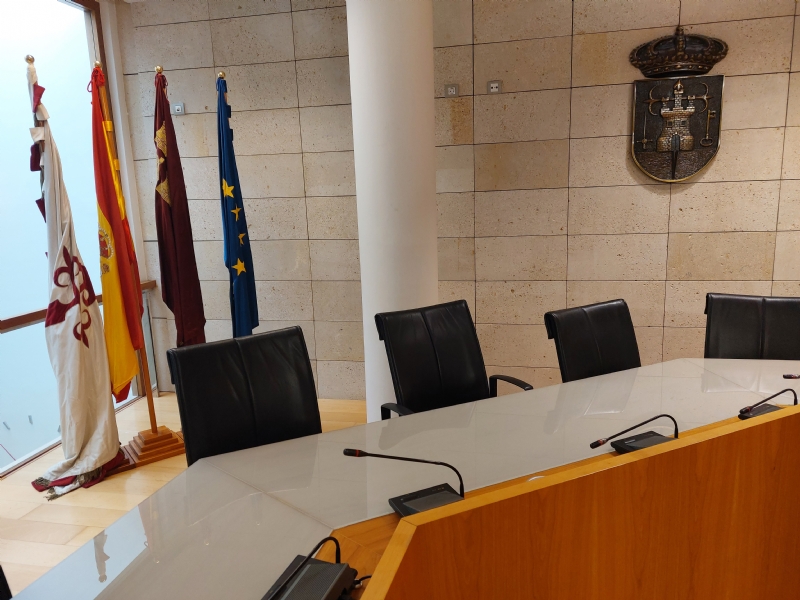 El Pleno municipal celebra hoy la toma de posesin del nuevo concejal Justo Cnovas y la gestin del Plan de Obras y Servicios 2022/23