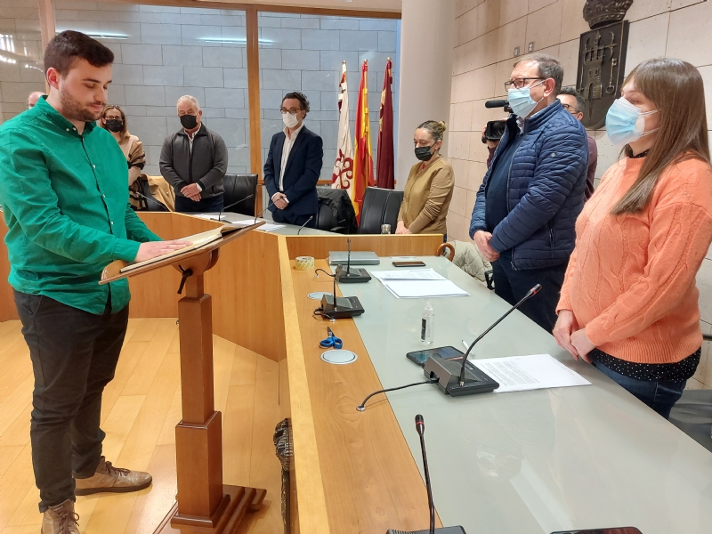 Toma posesin del cargo de concejal del Ayuntamiento de Totana Justo Cnovas Garca, en sustitucin de Inmaculada Blzquez Acosta