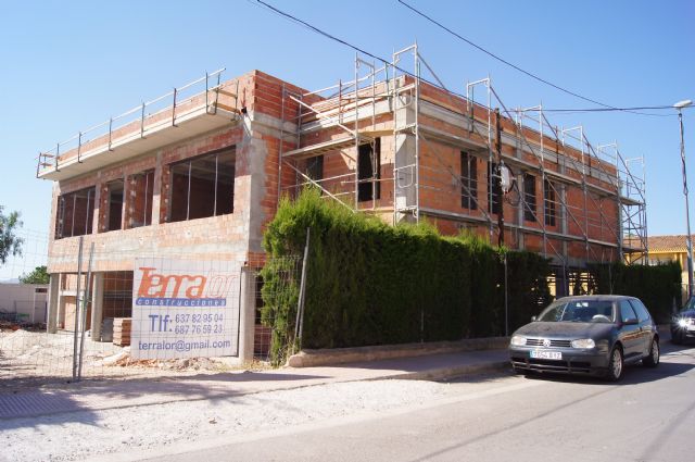 EL AYUNTAMIENTO SE COMPROMETE A QUE LAS OBRAS DEL CEIP "COMARCAL-DEITANIA" ESTÉN FINALIZADAS PARA EL COMIENZO CURSO ESCOLAR 2013/14