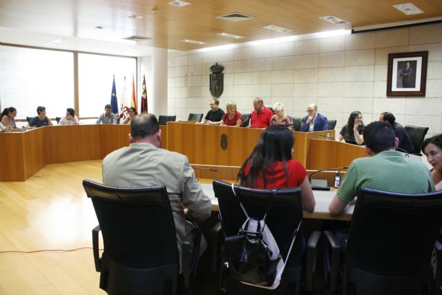 Vdeo. Juan Jos Cnovas formaliza ante el Pleno su renuncia al frente de la Alcalda tras dos aos de mandato para ceder el testigo este sbado a Andrs Garca, que ya es alcalde en funciones
