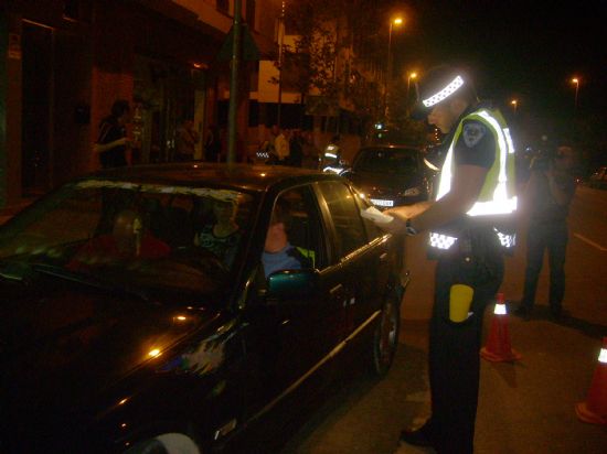 EL GRUPO ESPECIAL DE INTERVENCIN DE LA POLICA LOCAL, INTEGRADO POR OCHO AGENTES, CONMEMORA LOS CUATRO AOS DE ANDADURA REALIZANDO UN TOTAL DE 2.900 INTERVENCIONES DE VEHCULOS DESDE SU CREACIN