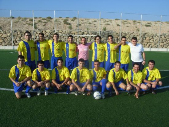 "LOS PACHUCHOS" SE PROCLAMA COMO NUEVO LÍDER EN SOLITARIO DE LA LIGA DE FÚTBOL AFICIONADO 
