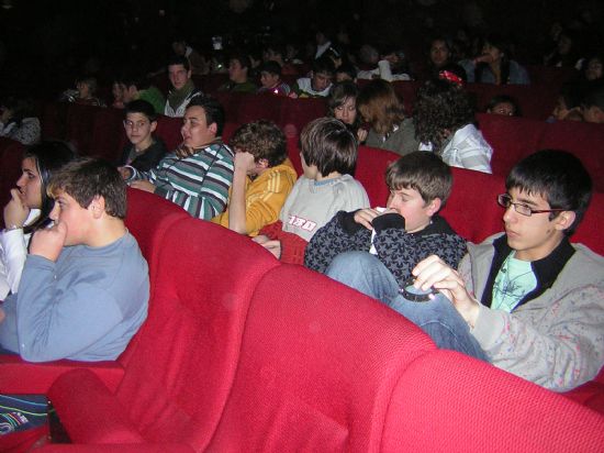 EL CONCIERTO SOLIDARIO ORGANIZADO POR MISION JOVEN EN COLABORACIN CON LA CONCEJALA DE JUVENTUD RECAUDA CERCA DE 3.000 EUROS A BENEFICIO DE LAS JVENES Y ADOLESCENTES EMBARAZADAS SIN RECURSOS DE LA REDMADRE