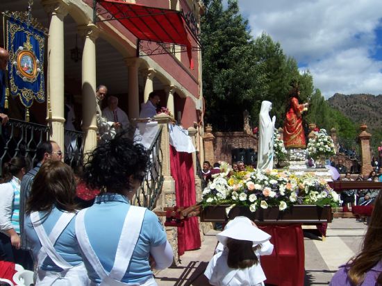 LA CONVIVENCIA REGIONAL DE LA HOSPITALIDAD DE LOURDES, ORGANIZADA POR EL AYUNTAMIENTO Y LA ASOCIACIN LA GRUTA, QUE SE CELEBR EN EL PARAJE DE LA SANTA, CONGREGA A MILES DE FELIGRESES PROCEDENTES DE DIFERENTES MUNICIPIOS DE LA REGIN