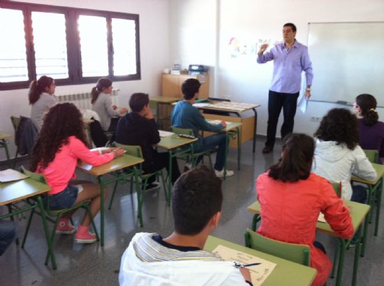 CASI 200 ALUMNOS DE COLEGIOS DE LA COMARCA DEL GUADALENTÍN PARTICIPAN EN LA XXIII OLIMPIADA MATEMÁTICA QUE ACOGE EL CEIP "TIERNO GALVÁN" DE TOTANA, EN LA QUE SE SOMETEN A CINCO PROBLEMAS DURANTE DOS HORAS