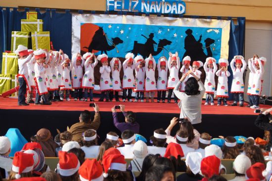 LOS ALUMNOS DE LOS COLEGIOS  DE EDUCACIÓN INFANTIL Y PRIMARIA DE TOTANA CELEBRAN SUS FIESTAS DE NAVIDAD Y REYES PARA CONCLUIR CON EL PRIMER TRIMESTRE DEL CURSO ESCOLAR