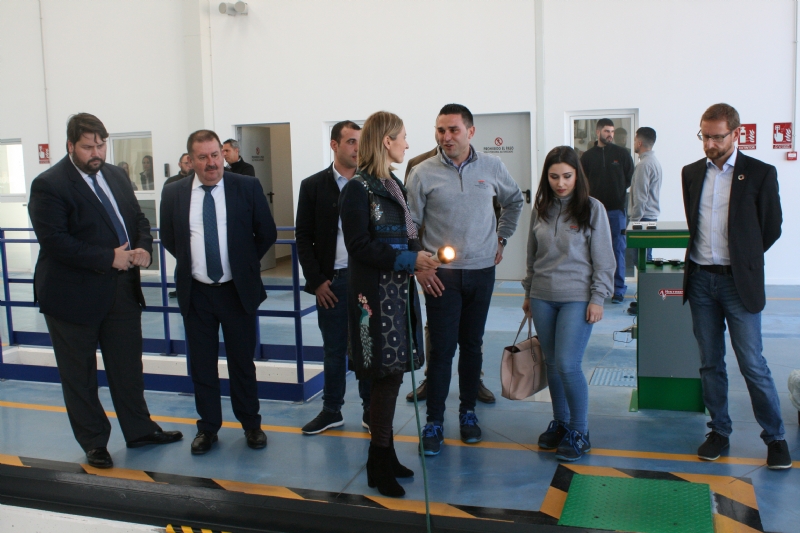 Vdeo. Se inaugura la nueva ITV instalada en el polgono industrial El Saladar de Totana, con una inversin de ms de 2 millones de euros y una veintena de empleos directos