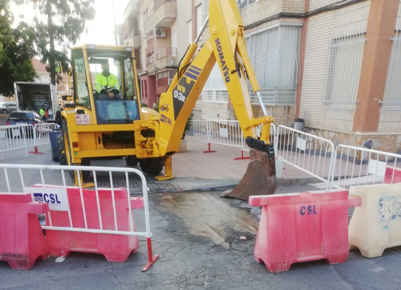 Comienzan las obras para la instalacin de una tubera de saneamiento en la calle Bolnuevo, cuyo proyecto se incluye en el POS 2020/21