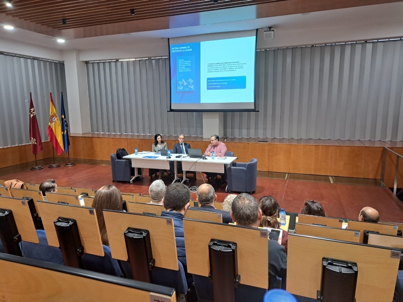 La Comunidad edita una Gua de Buenas Prcticas para mejorar la calidad de los mercados al aire libre de la Regin de Murcia