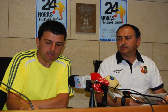 LAS "24 HORAS DE FÚTBOL SALA" QUE SE CELEBRARÁN EN EL PABELLÓN "MANOLO IBÁÑEZ" DURANTE LOS DÍAS 4 Y 5 DE JULIO, DAN EL PISTOLETAZO DE SALIDA A LAS ACTIVIDADES ENMARCADAS DENTRO DEL VERANO POLIDEPORTIVO