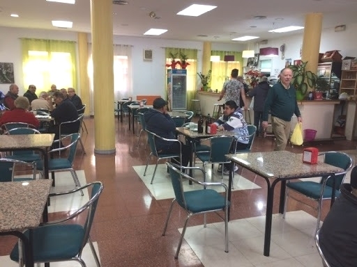 Hasta el prximo da 2 de julio tienen de plazo los interesados en concurrir al nuevo procedimiento para prestar el servicio de bar-cafetera en el Centro Municipal de Personas Mayores