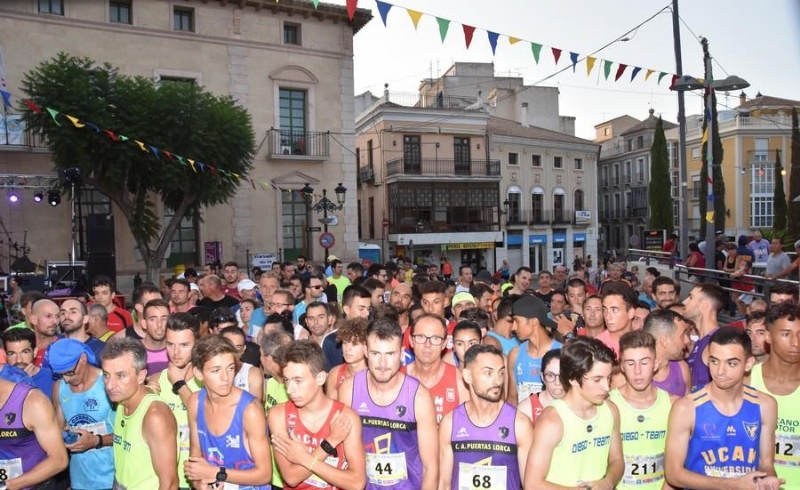 Un total de 246 atletas participaron en la Carrera Popular "5K Fiestas de Santiago Totana 2019", organizada por la Concejalía de Deportes dentro de los festejos patronales