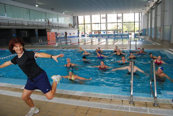 LAS OBRAS DE REMODELACIÓN DEL CENTRO MUNICIPAL DE DEPORTE Y SALUD, CUYO PRESUPUESTO HA ASCENDIDO A 1.200.000 EUROS, ESTÁN FINALIZANDO Y EL 3 DE OCTUBRE EL NUEVO COMPLEJO SERÁ INAUGURADO DE LA MANO DEL CAMPEÓN MUNDIAL DE NATACIÓN, DAVID MECA